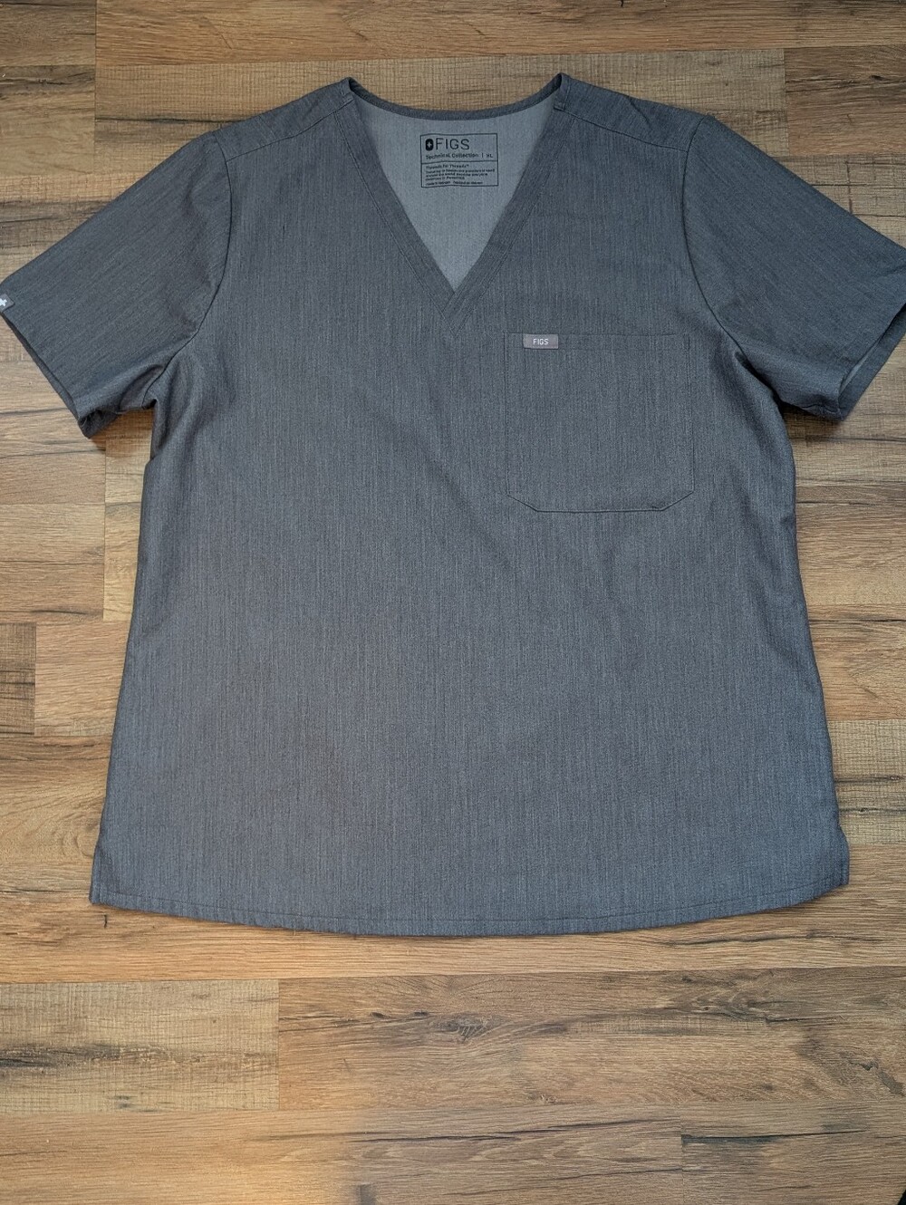 Figs Scrub Top